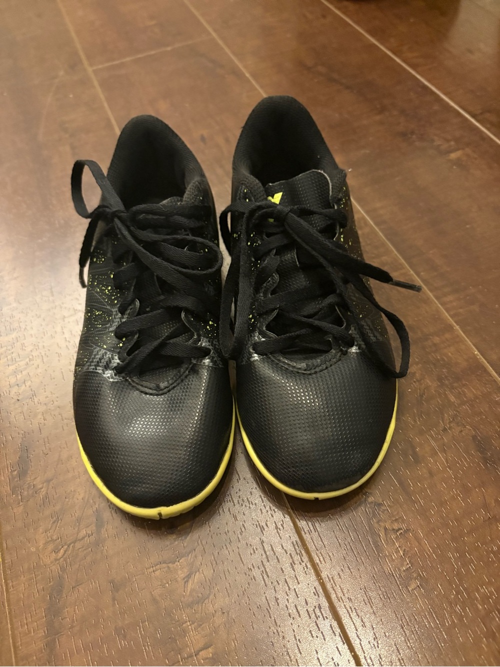 Black and Yellow Kids indoor soccer shoes. Size 13.5 Addidas - Picture 2 of 4